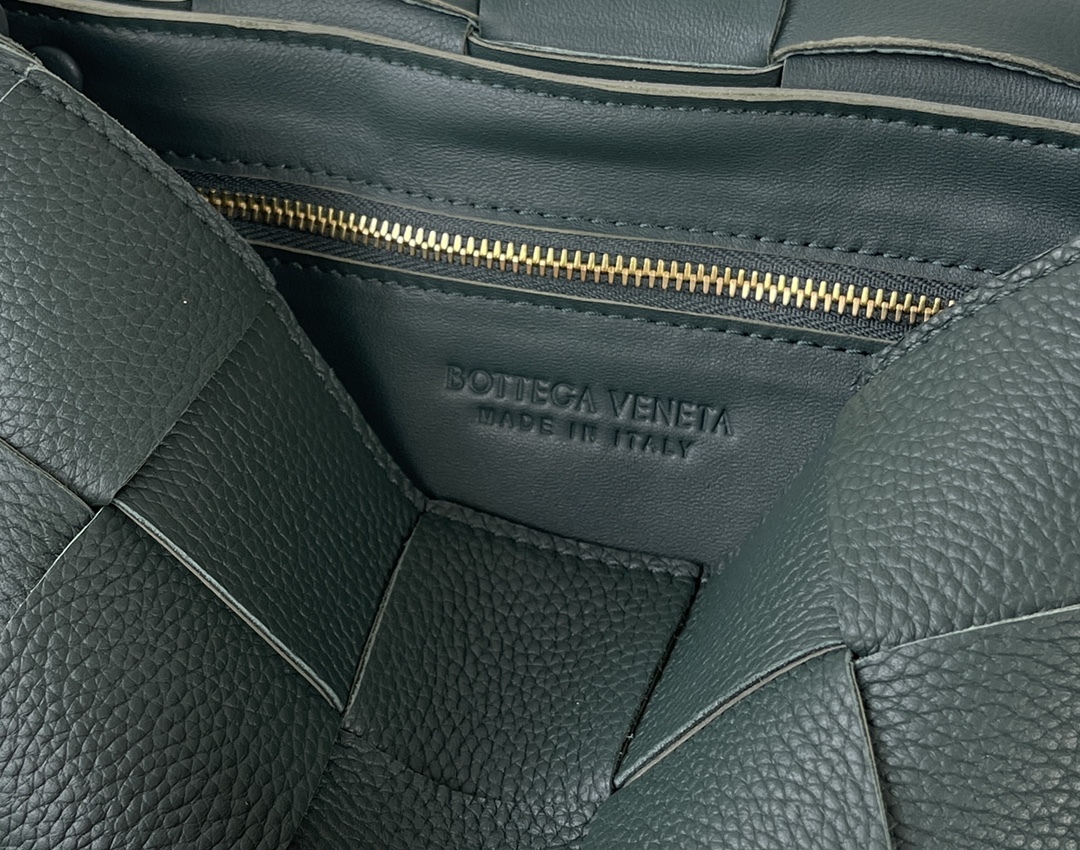 Bottega Veneta Satchel Bags